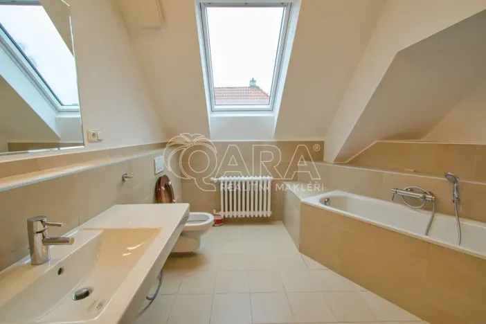 Pronájem kanceláře, Praha - Kunratice, Ke hrádku, 417 m2