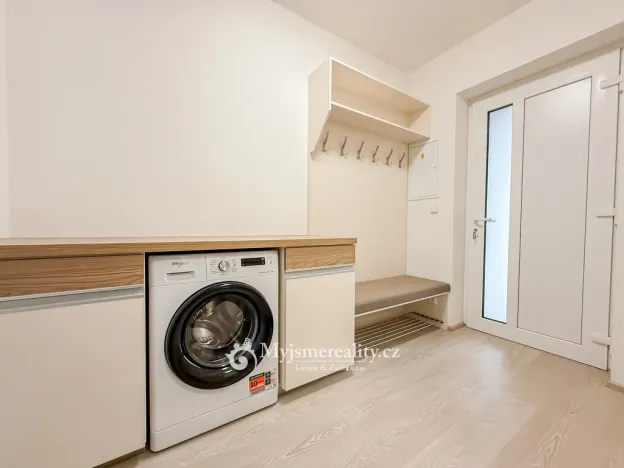 Pronájem bytu 1+kk, Zlín, Pod Hradem I, 31 m2