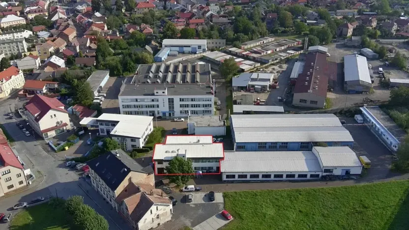 Pronájem kanceláře, Skuteč, Husova, 69 m2