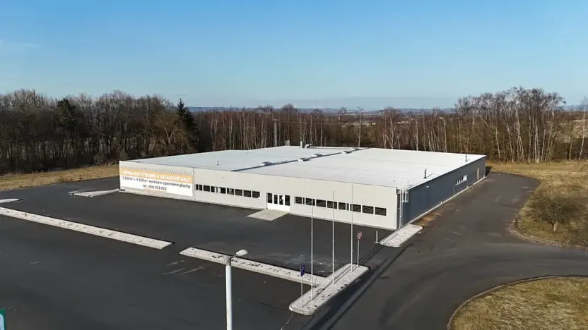 Pronájem skladu, Cheb, 2435 m2