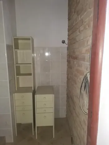 Pronájem obchodního prostoru, Pardubice, 80 m2