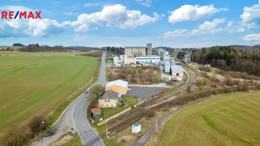 Prodej obchodního prostoru, Milín, Nádražní, 129 m2