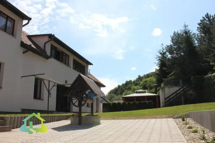 Pronájem rodinného domu, Nižbor - Stradonice, 350 m2