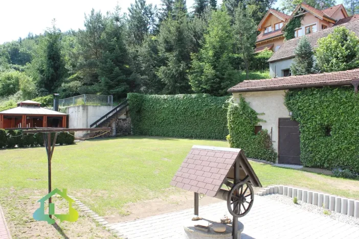 Pronájem rodinného domu, Nižbor - Stradonice, 350 m2