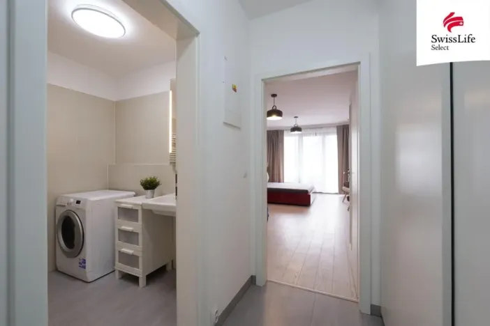 Pronájem bytu 1+kk, Praha - Karlín, Sokolovská, 34 m2