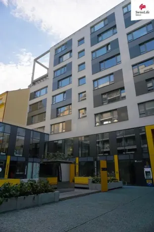 Pronájem bytu 1+kk, Praha - Karlín, Sokolovská, 34 m2