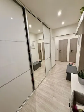 Prodej bytu 2+1, Hradec Králové - Pražské Předměstí, U Koruny, 68 m2