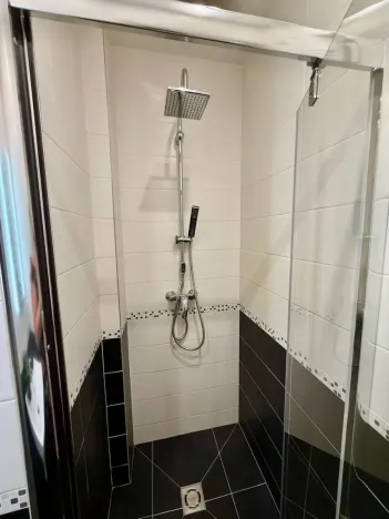 Prodej bytu 2+1, Hradec Králové - Pražské Předměstí, U Koruny, 68 m2