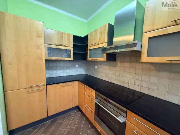 Pronájem bytu 2+1, Teplice, J. V. Sládka, 78 m2