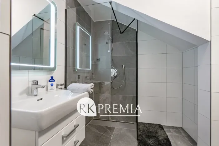 Pronájem bytu 2+1, Teplice, Karla Čapka, 42 m2