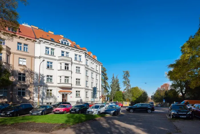 Pronájem kanceláře, Praha - Bubeneč, Puškinovo náměstí, 91 m2