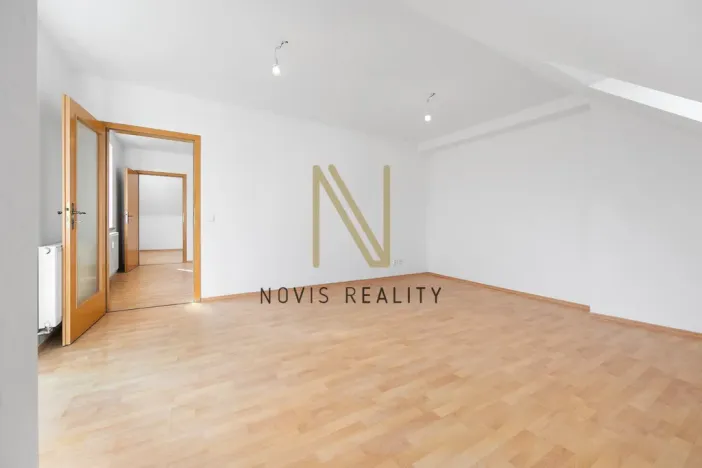 Pronájem bytu 3+kk, Klatovy - Klatovy IV, Komenského, 100 m2