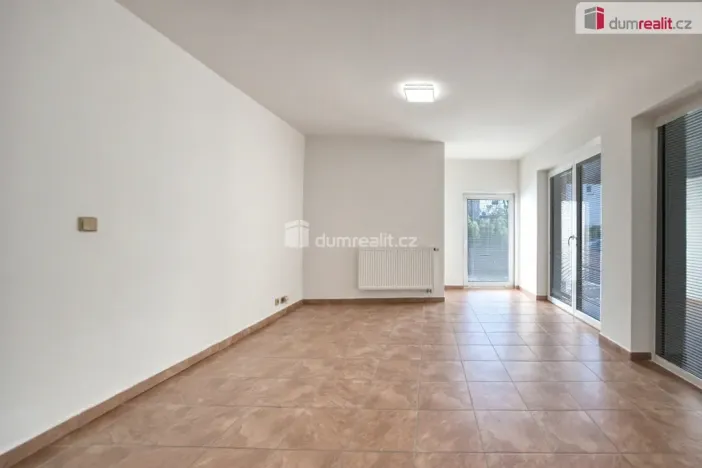 Pronájem bytu 2+kk, Neratovice - Lobkovice, Růžová, 55 m2