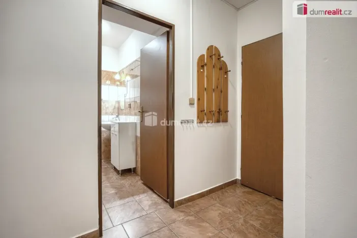 Pronájem bytu 2+kk, Neratovice - Lobkovice, Růžová, 55 m2