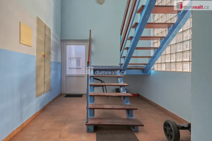 Pronájem bytu 2+kk, Neratovice - Lobkovice, Růžová, 55 m2