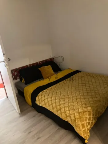 Pronájem bytu 2+kk, Trhové Sviny, Trocnovská, 40 m2