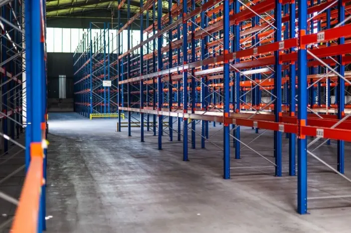 Pronájem skladu, Sosnová, 4438 m2