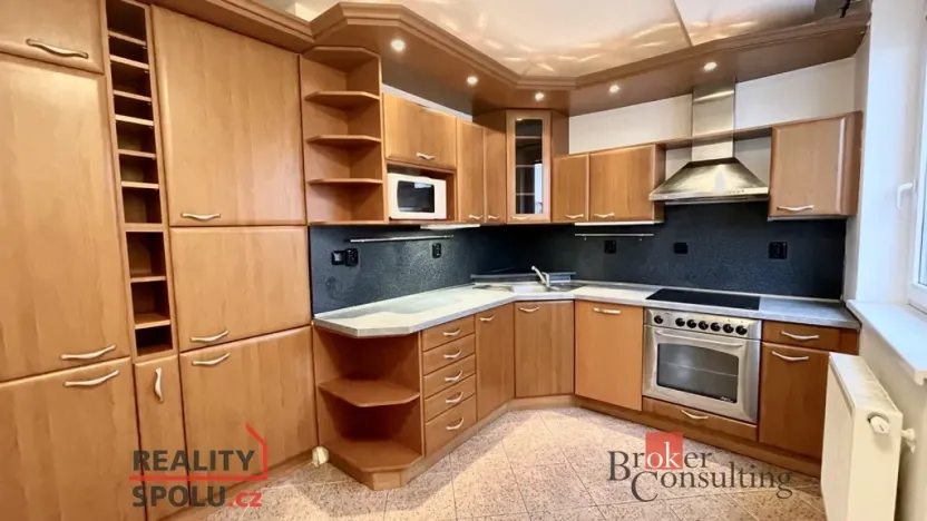 Pronájem bytu 3+kk, Plzeň - Skvrňany, Karla Steinera, 70 m2