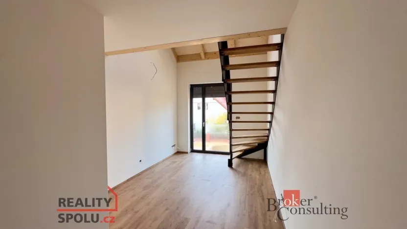 Prodej bytu 4+1, Praha - Pitkovice, K dálnici, 155 m2