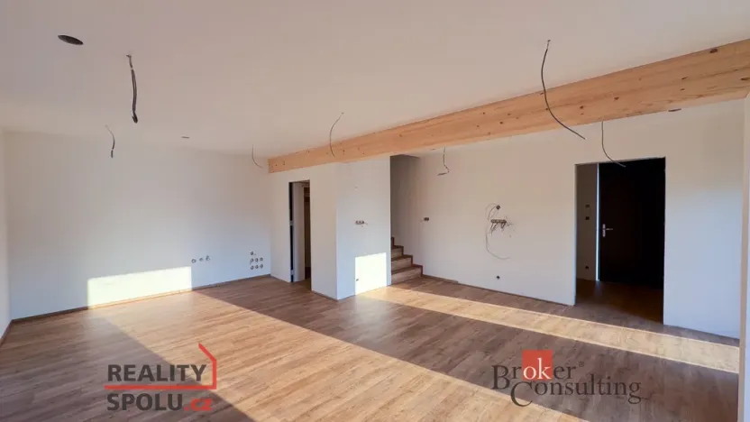 Prodej bytu 4+1, Praha - Pitkovice, K dálnici, 155 m2