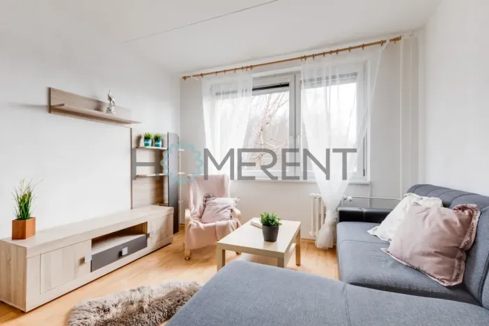 Pronájem bytu 1+kk, Praha - Bohnice, Lindavská, 29 m2