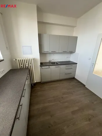 Pronájem bytu 2+1, Zlín, třída Tomáše Bati, 50 m2