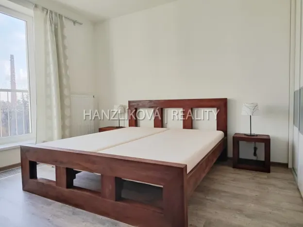 Pronájem bytu 2+kk, České Budějovice - České Budějovice 2, Volejbalistů, 52 m2