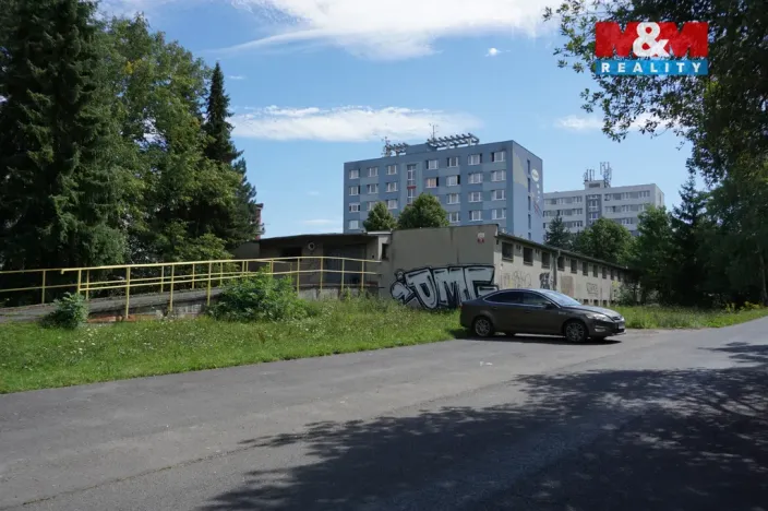 Pronájem garáže, Plzeň - Jižní Předměstí, Brožíkova, 15 m2