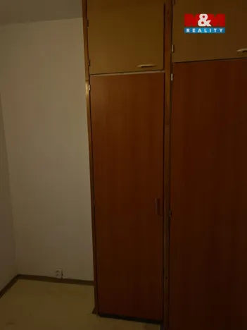 Pronájem bytu 1+kk, Brno - Židenice, Bzenecká, 32 m2