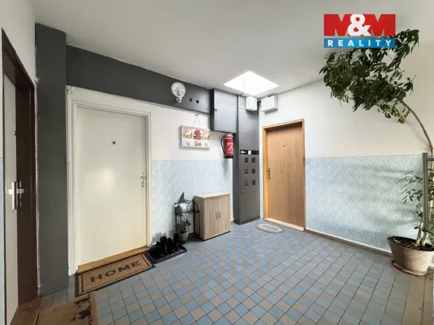 Pronájem bytu 2+1, Velešín, Sídliště, 61 m2