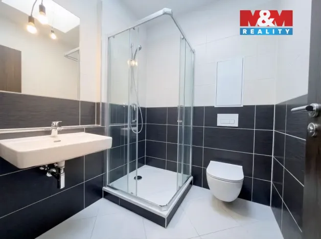 Prodej bytu 1+kk, Praha - Ruzyně, Stočesova, 32 m2