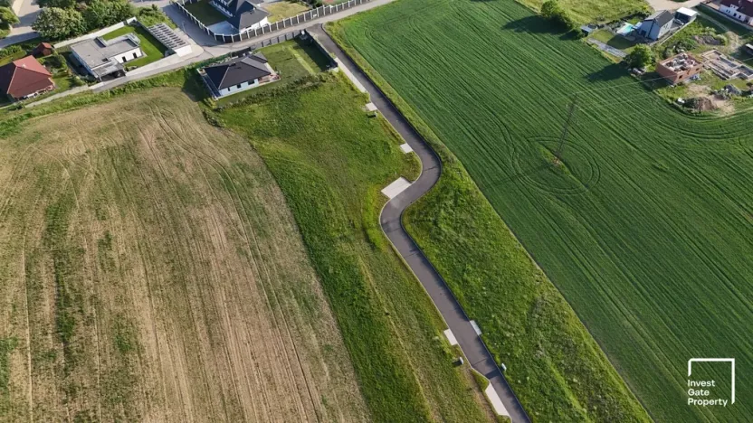 Prodej pozemku pro bydlení, Hůry, Lišovská, 1312 m2