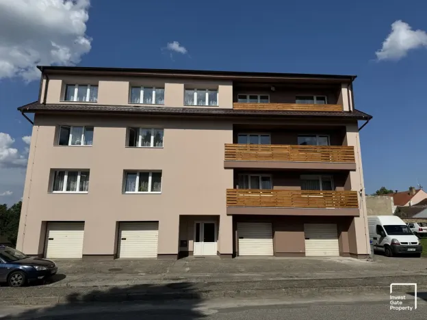 Prodej činžovního domu, Horní Stropnice, 520 m2