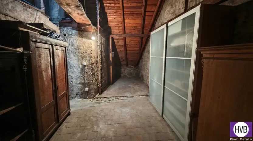 Prodej rodinného domu, Dobrovice, Palackého náměstí, 300 m2