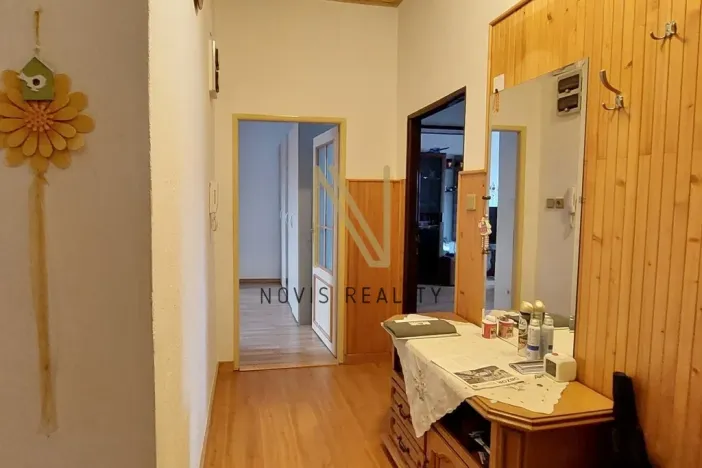 Pronájem bytu 3+1, Horažďovice, Husovo náměstí, 74 m2