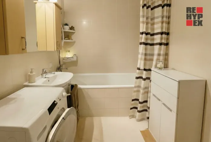 Prodej bytu 2+kk, Jablonec nad Nisou, Skelná, 44 m2