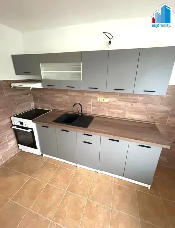 Pronájem bytu 1+1, Chodská Lhota, 34 m2