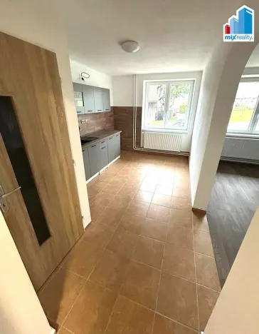 Pronájem bytu 1+1, Chodská Lhota, 34 m2