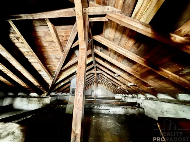 Prodej komerční nemovitosti, Hlubočky, Nádražní, 167 m2