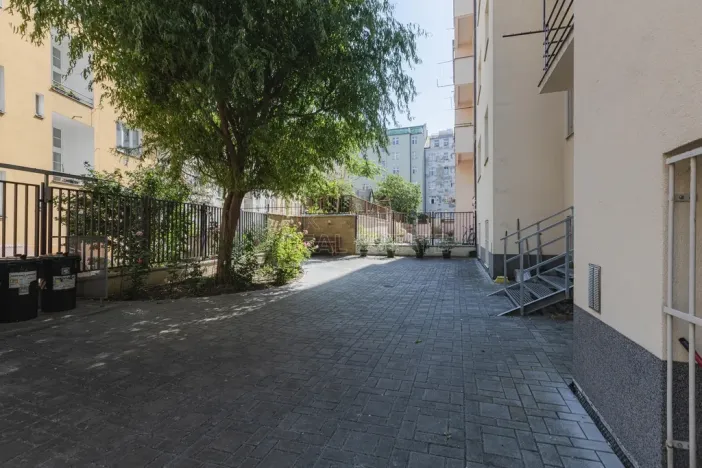 Prodej bytu 3+1, Praha - Bubeneč, Jugoslávských partyzánů, 79 m2