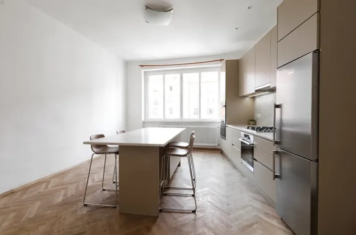 Prodej bytu 3+1, Praha - Bubeneč, Jugoslávských partyzánů, 79 m2