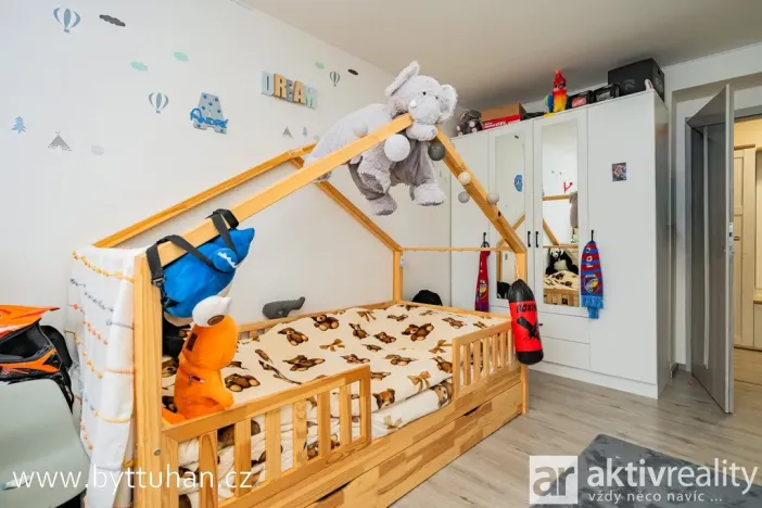 Prodej bytu 3+kk, Tuhaň, 79 m2