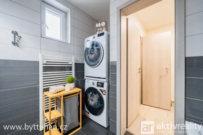 Prodej bytu 3+kk, Tuhaň, 79 m2