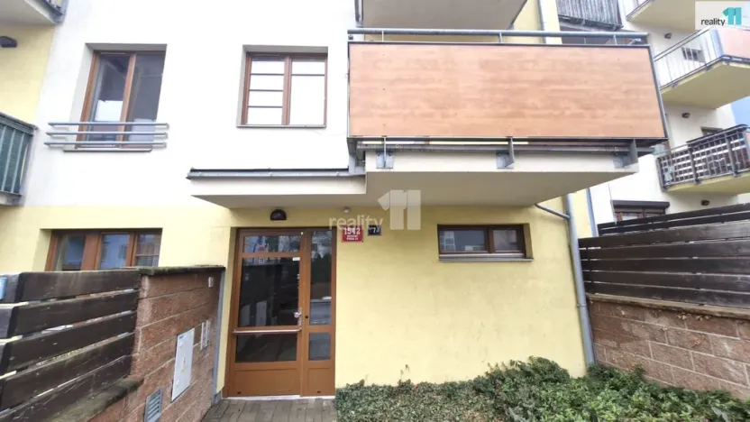 Pronájem bytu 1+kk, Praha - Hostivař, Vladycká, 33 m2