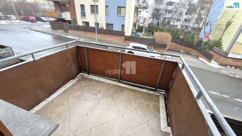 Pronájem bytu 1+kk, Praha - Hostivař, Vladycká, 33 m2