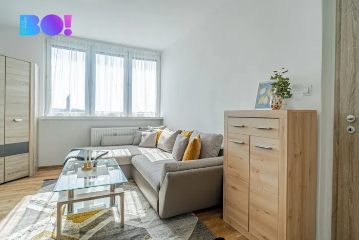 Pronájem bytu 1+1, Ostrava, Varenská, 36 m2