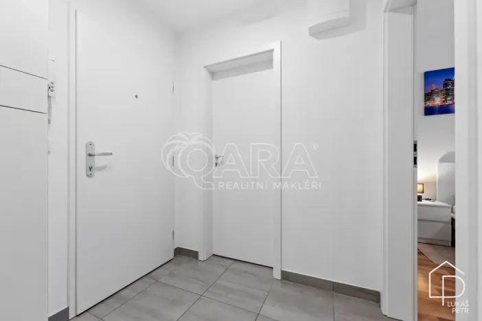 Prodej bytu 2+kk, Praha - Uhříněves, Oty Bubeníčka, 51 m2