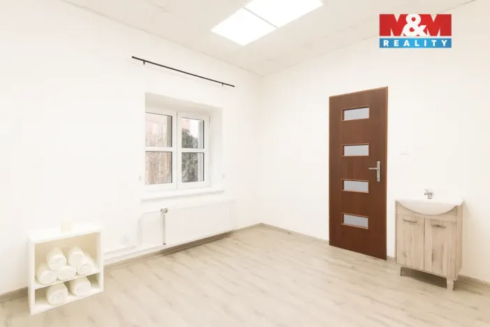 Pronájem kanceláře, Ostrava - Mariánské Hory, Raisova, 30 m2
