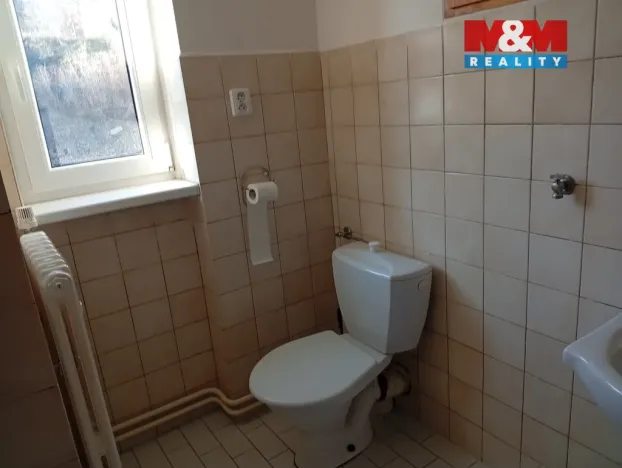 Pronájem bytu 2+1, Solenice, 51 m2
