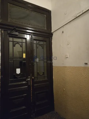 Pronájem bytu 1+kk, Praha, Spálená, 30 m2